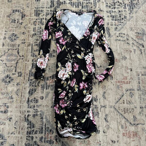 Women's YUMI KIM Black Floral Long Sleeve Dress Petite S